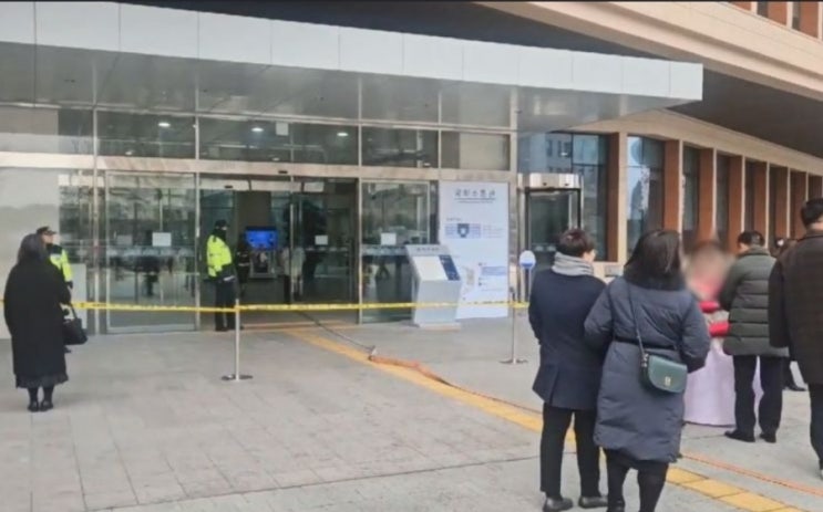 <b>국회</b> <b>소통관</b> 식당 화재 원인 이유 여의도 불 <b>대피</b> 인명피해 진화... 