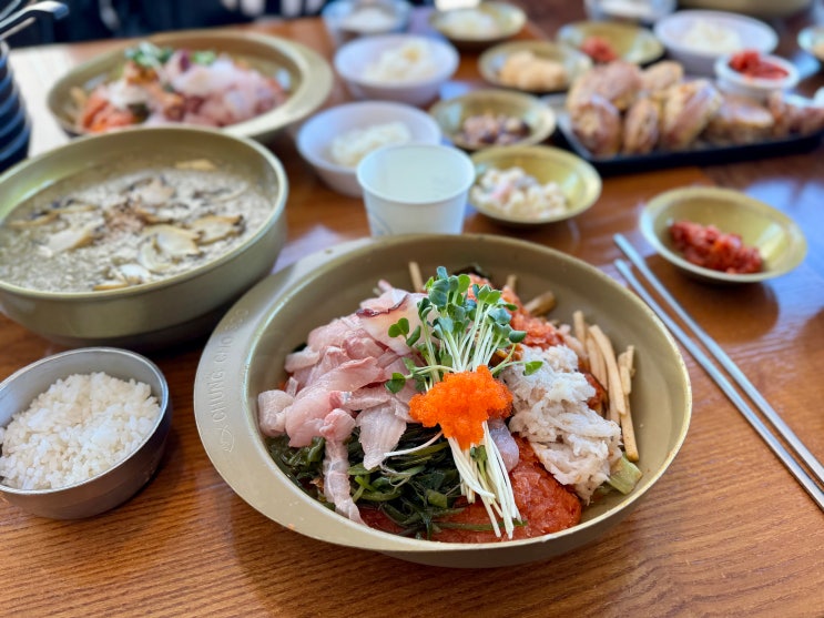  속초 청초수물회 1박2일 맛집 물회는 물론 전복죽과 오징어순대도 같이 먹어봤어요