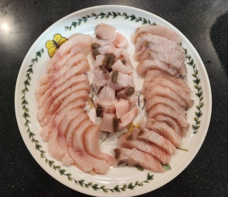  인생수산 삼치회 필렛 택배 (feat. 삼치매운탕,삼치회양념장)