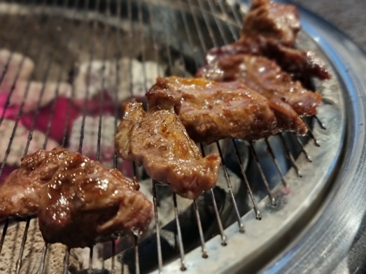 김포 운양동 맛집 "91.6참숯소갈비"에서 즐기는 반판생갈비살 500g 김포 운양동 맛집 "91.6참숯소갈비"에서 즐기는 반판생갈비살 500g
