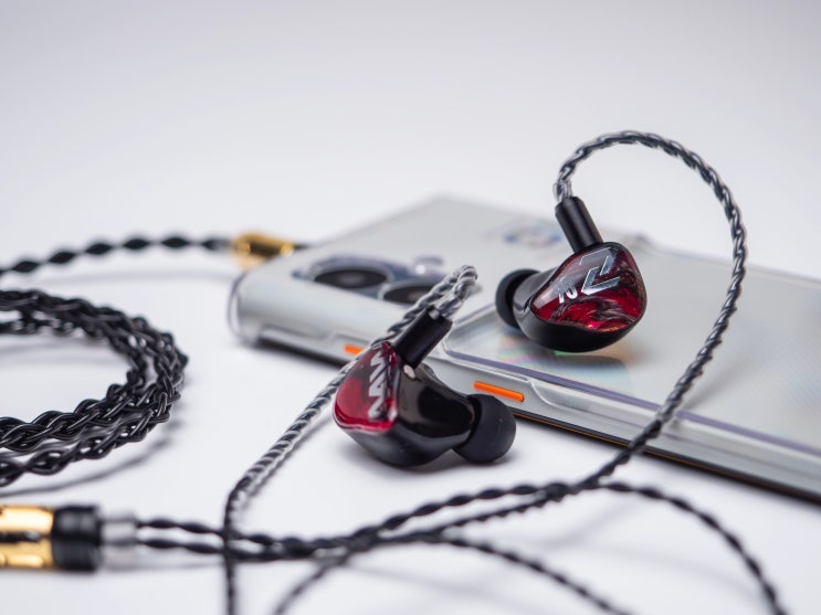  AAW Z06 측정 리뷰 :: 매력적인 캐릭터의 저음을 가진, 푸시풀 하이브리드 IEM