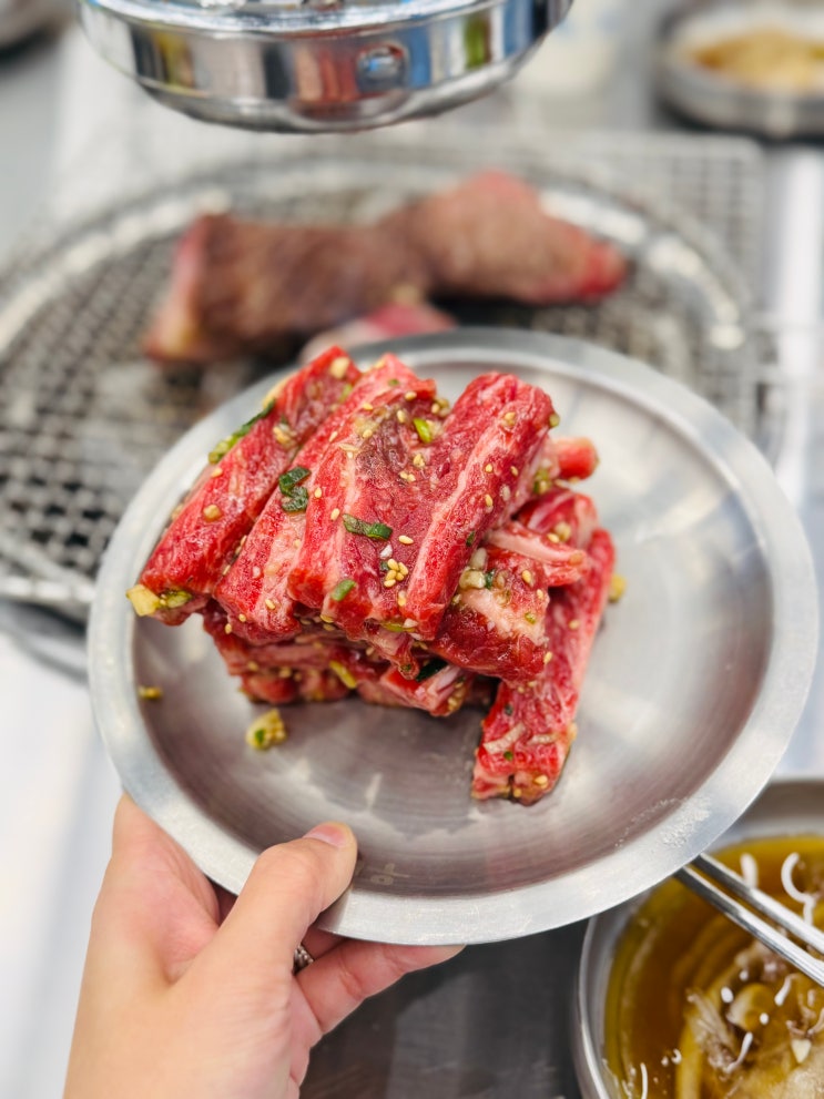  신당역 맛집 점심에도 먹기 좋은 소고기 우대포 왕십리직영점