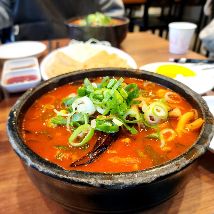  송도 정아각 고기짬뽕: 해장 국물로 딱/놀토에도 나온 짬뽕 맛집 내돈내산