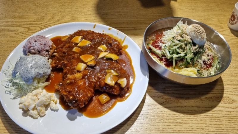 [오리역 돈가스 맛집] 뚱보 아저씨 수제돈가스, 물비빔 국수, 비빔국수 맛집