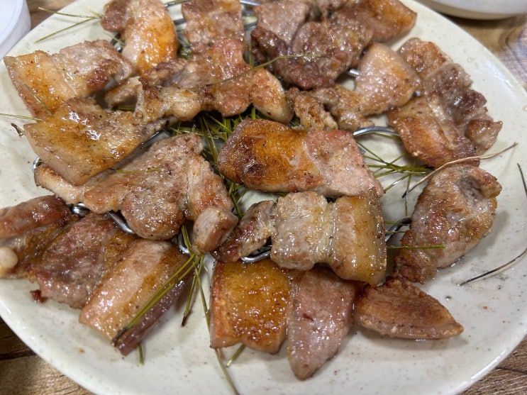  대학원 교수님 추천 맛집, 봉화에서 꼭 들려야할 봉성돼지숯불단지 <청봉숯불구이>