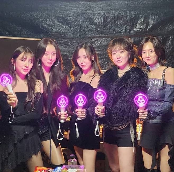 베이비복스, 불화설 왕따설 잠재우고 14년만에 완전체로 돌아오다.
