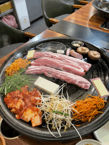  수원 호매실 금곡동 삼겹살 ‘짱구네왕뚜껑삼겹살‘