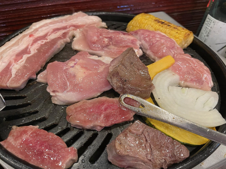  배키욘방 야끼니꾸오, 해산물과 프리미엄 술을 즐기며 최고의 회식장소