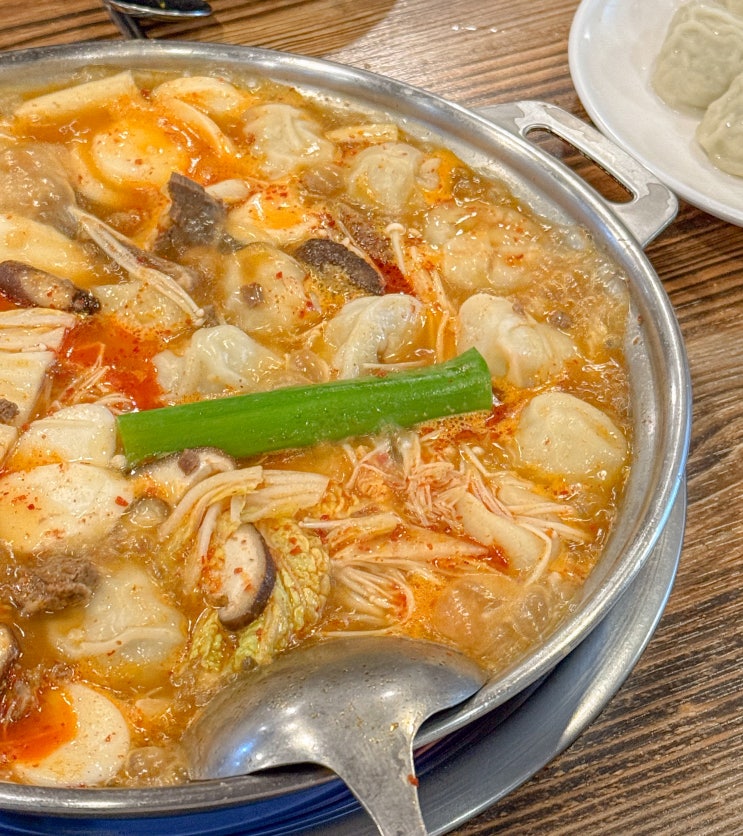  과천 선바위 맛집 한성칼국수 서울대공원 근처 전골 전문점