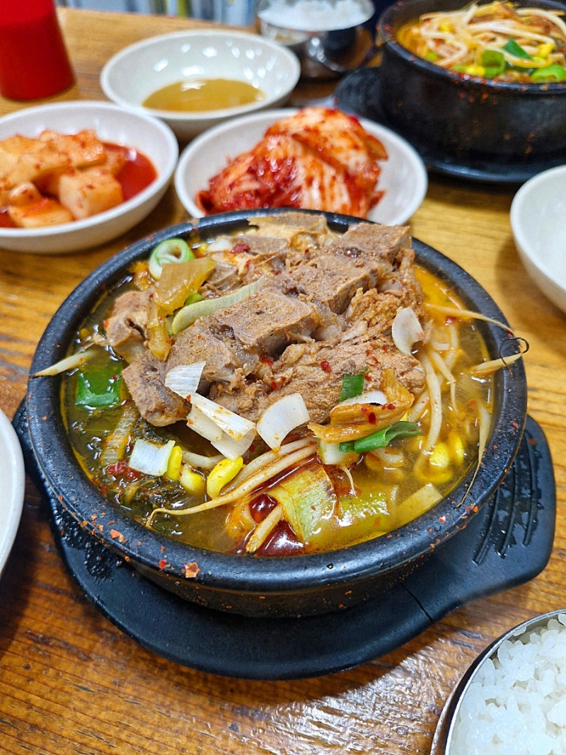 관악구 맛집: 서울대입구 박막례 청진동 해장국