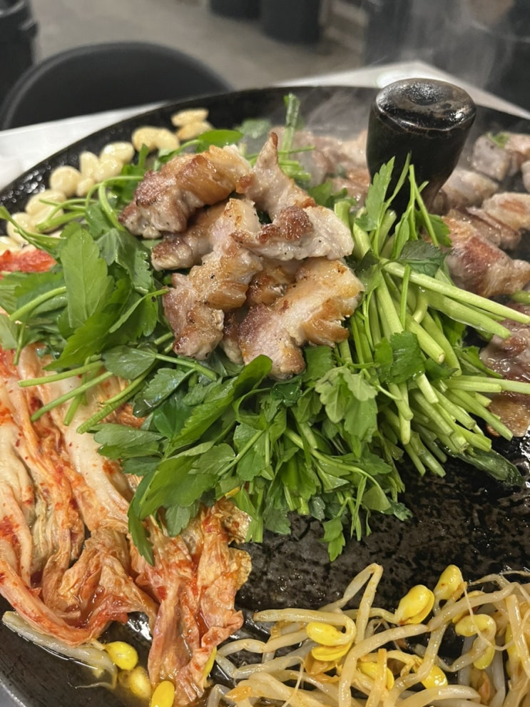  두 돌 아기와 외식, 가성비 갑 잠실 방이동 맛집, 미나리 삼겹살 맛집 “목구멍”