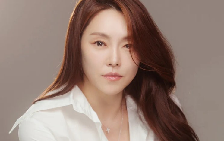 <b>차지연</b> 배우, <b>과호흡</b>으로 병원 이송! ‘광화문연가’ <b>공연</b>... 