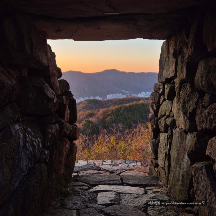  김해 가볼 만한 곳 노을 맛집 :: 분산성 (주차, 포토존, 꿀팁)