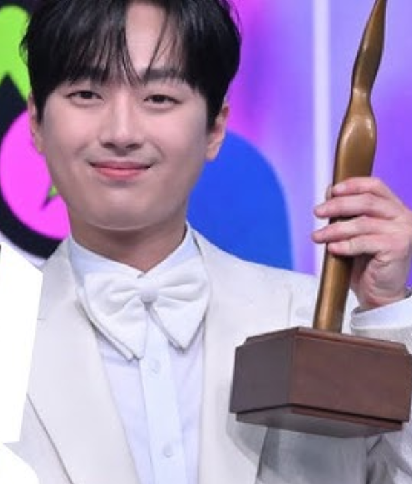 이찬원 KBS <b>연예대상</b> 받은 이유