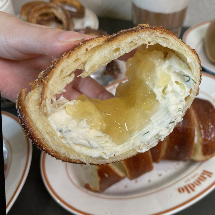  송리단길 맛집 끄네들로, 친구들과 함께한 디저트 여행의 모든 것!