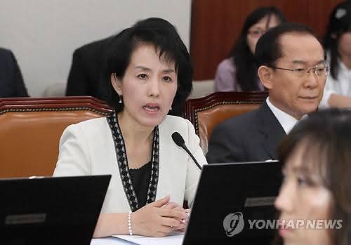 가는 날 아침에... (<b>박선영</b> 진실과화해를 위한 과거사정리 위원장)
