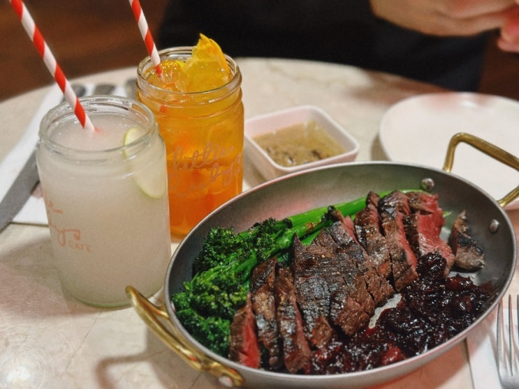  연말 모임 추천 서울숲맛집 루비스카페 SM 성수점