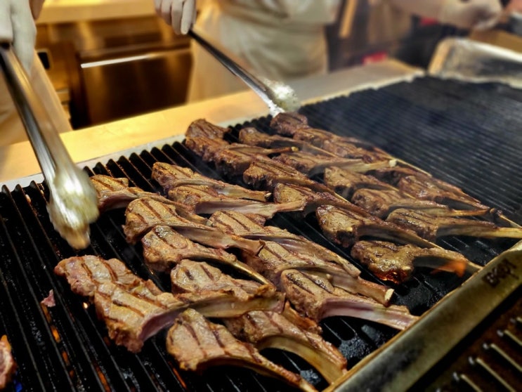  [롯데호텔월드 라세느] 맛과 분위기 모두 잡은 프리미엄 뷔페 리뷰