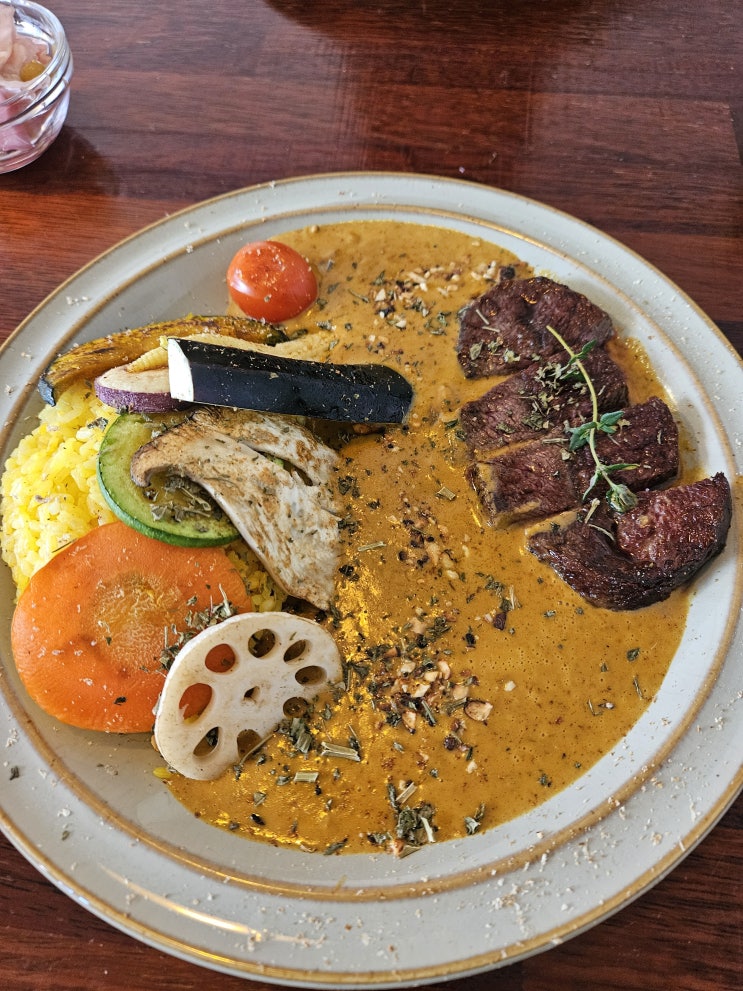  연남 맛집  _ 우삼촌 카레 망원점 내돈내산 후기 !