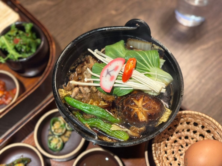 [부천 신중동 한정식맛집, 우물집]동양풍의 고급스러운 분위기 좋은 기념일식당 추천