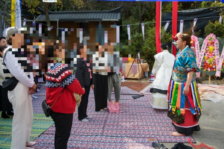  갓 신내림 받은 애동제자점집에서 알아보는 신내림증상