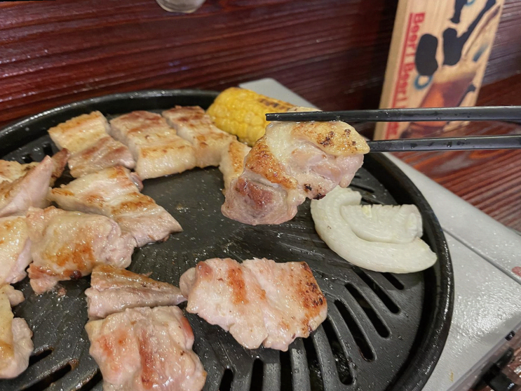  신혼부부의 무한리필 야끼니꾸 탐방, 배키욘방에서 가성비 최고의 고기 경험