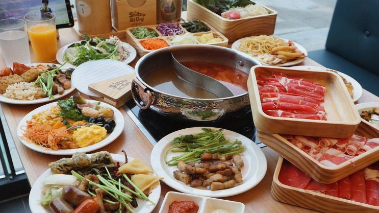  김포 풍무동의 샤브올데이, 다양한 소스와 신선한 재료로 기념일을 축하했어요!