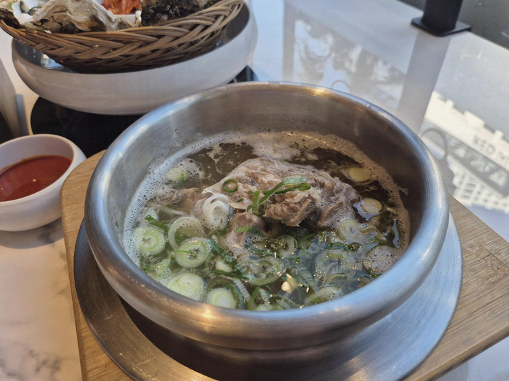  20대 여자친구들과 배곧 맛집, 함돈에서 특별한 고기 경험