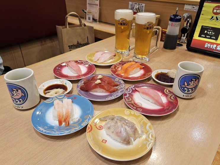  삿포로 스시 맛집 토리톤 스시 코우세이점 메뉴 웨이팅 回転寿しトリトン 北8条光星店