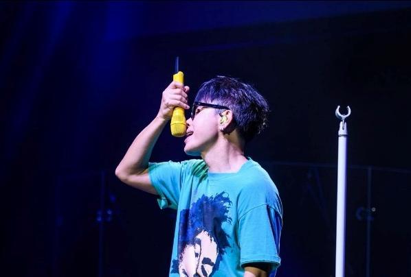 <b>이승환</b>, 법률근거 없는 공연취소 <b>구미시장</b> 상대 '억대... 