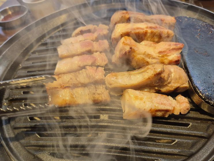  정왕동 맛집, 함돈에서 독특한 석화삼합 맛봤어요!