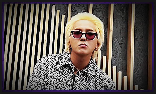 <b>송민호</b>, <b>부실 복무 논란</b>, 게임, 전화 무시