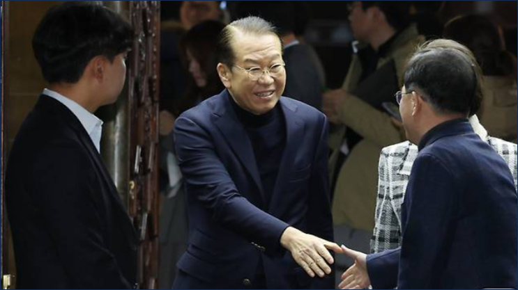 국힘, <b>비대위원장</b> '계파색 옅은' <b>권영세</b> 지명…"당 재정비 기대"