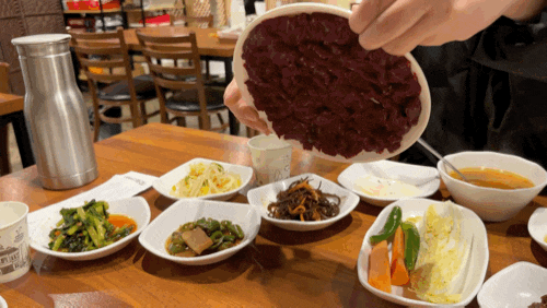  천안 구불당 접시에서 안떨어지는 한우 암소 대구뭉티기