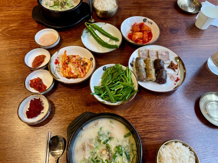 크리스마스 아침, 가재울역 신의주 찹쌀순대에서 따뜻한 한 끼