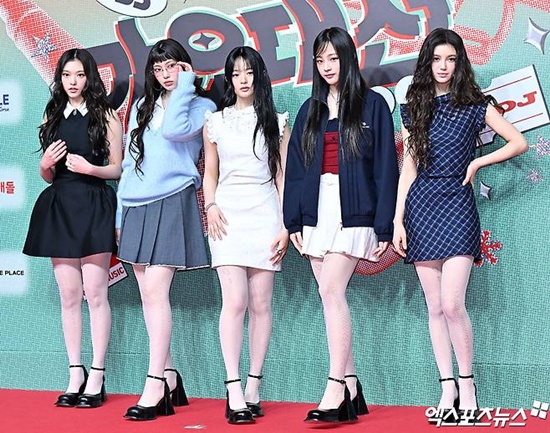 어도어가 잡은 스케줄, '<b>뉴진스</b>'로 선 '<b>가요대전</b>' 무대 [엑's 이슈]