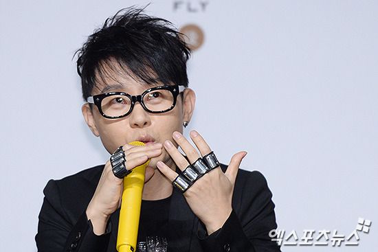 <b>이승환</b>, <b>구미시장</b> 상대 <b>손배소</b> 제기…‘공연 취소로 1인당... 