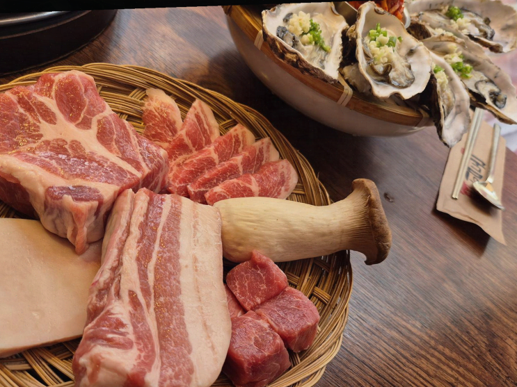  함돈 정왕본점, 가족과 함께한 잊지못할 오겹살의 풍미