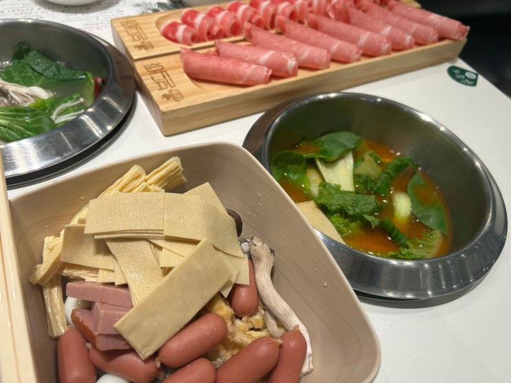  단체모임으로 추천! 끝 없는 토핑을 맛볼 수 있는 샤브샤브 전문점 <봄담아 청량리점>