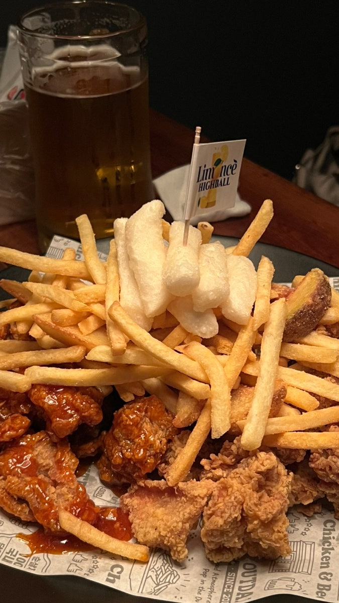  신중동 치킨맛집 아웃닭(롯백쪽에 새로 생겼어요. 오픈 이벤트도 있음)