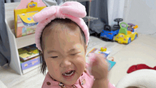  집에서 조촐하지만 행복한 크리스마스 파티