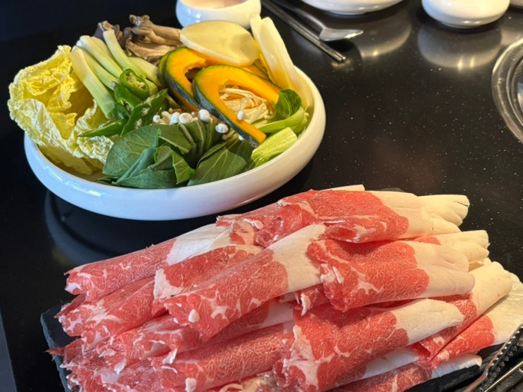  한남동 점심 샤브샤브 맛집 :: 숙성한우 네모집