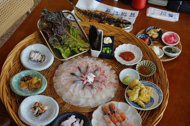  [맛집리뷰] 제주 성산의 신선한 참돔 회와 딱새우를 만나다! 피갈회옥