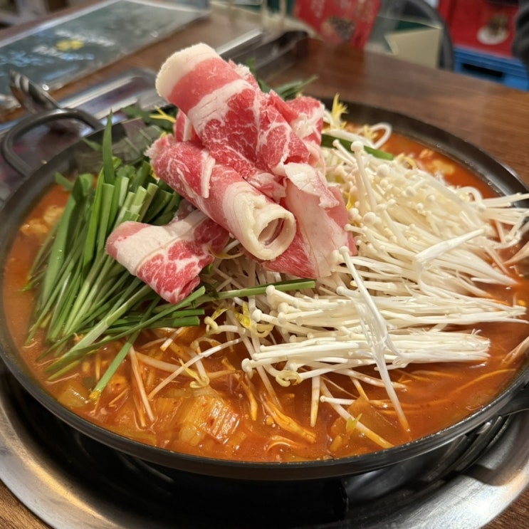 [동대문역 맛집] 외국인 친구와 가기 좋은 곱도리탕 맛집 <77년생 곱도리전골식당 창신점>