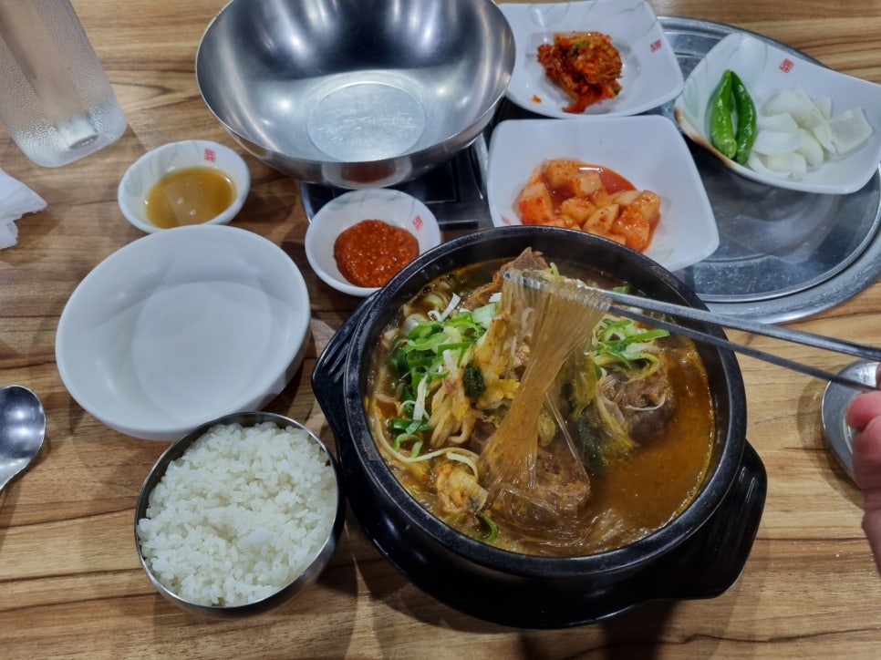 동막골감자탕막국수 사진 1