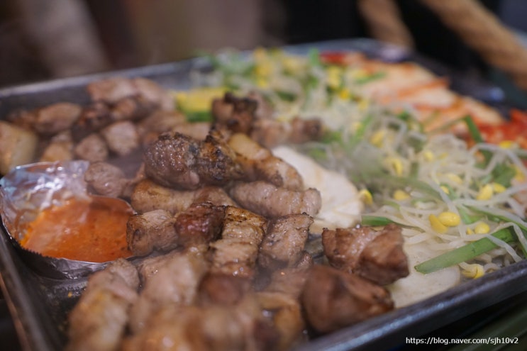  영등포 당산역 참나무 장작 직화구이 구워주는 삼겹살 맛집 당산끝집