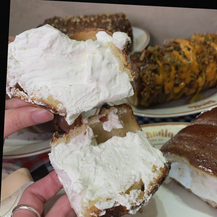  잠실 롯데타워 앞 디저트 맛집, 끄네들로의 환상적인 굴뚝빵