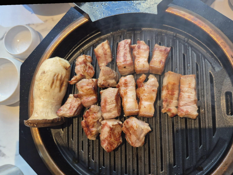  함돈 배곧직영점, 겨울 휴가에 가족과 따뜻한 고기 만끽