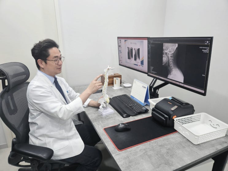  목 신경주사 부작용,일자목 환자의 90%가 모르는 치명적인 실수입니다.(수원 목통증)