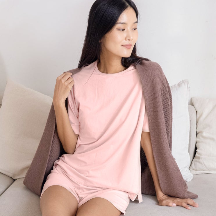  코디하기 좋은 싸이클린 반팔티, 여자 데일리룩 추천!